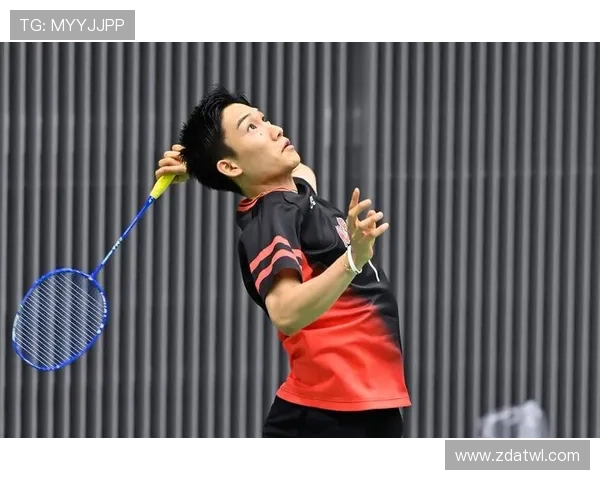 桃田贤斗训练完直接睡球场，这哪是打羽毛球，简直是修仙